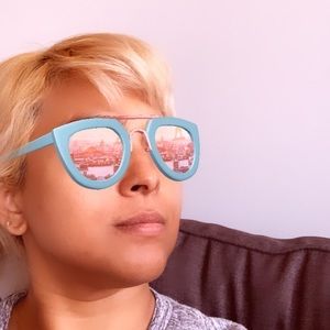 Meet your Posher, Roma